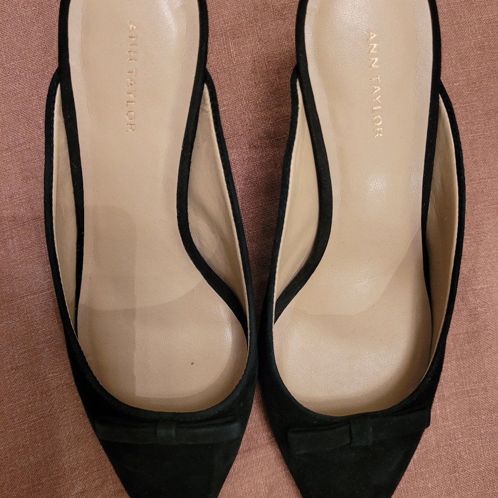 Ann Taylor Suede black mules